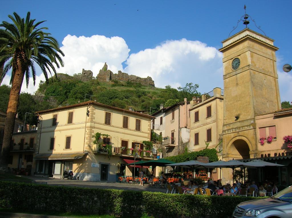 Relax In Piazzetta Casa E Appartamento Per Vacanze Trevignano Romano Dış mekan fotoğraf